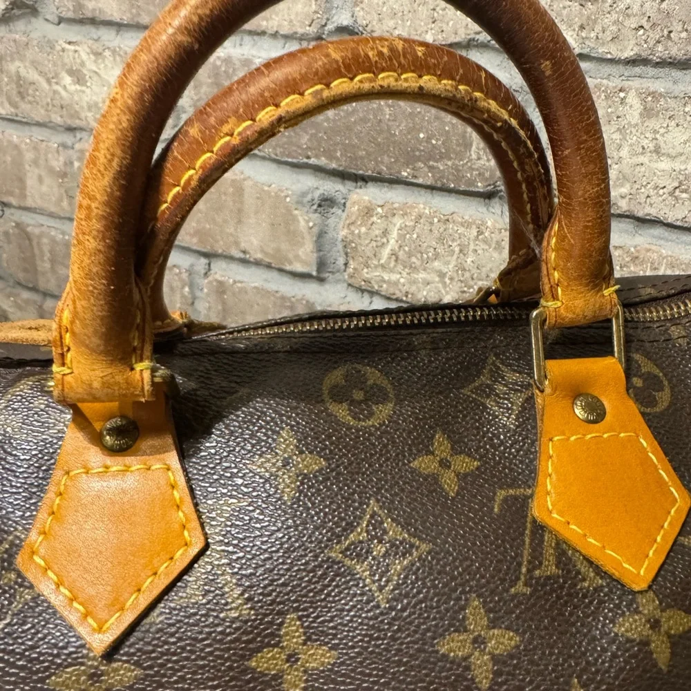 Louis Vuitton Speedy 30 AUTHENTIC - Picture 3 of 11